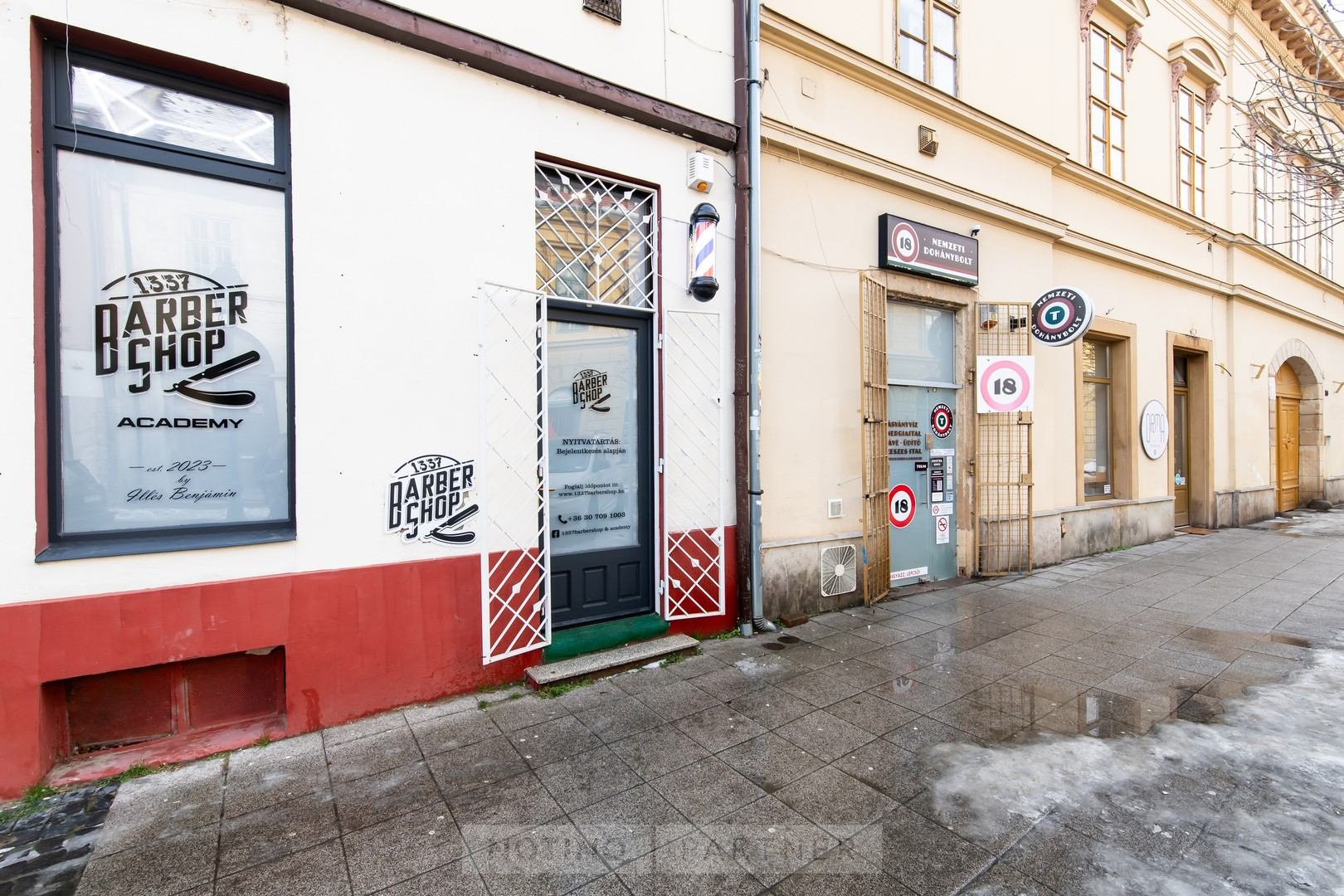 1337 Pécs — utcafront